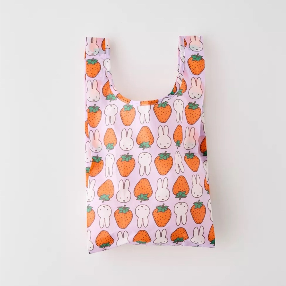 BAGGU & Miffy Baby Baggu Reusable Tote Bag 🍓